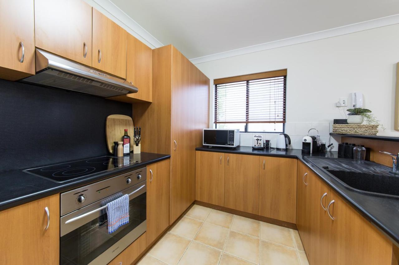 Spacious Homely Apartment Close To Everything Perth Exterior foto